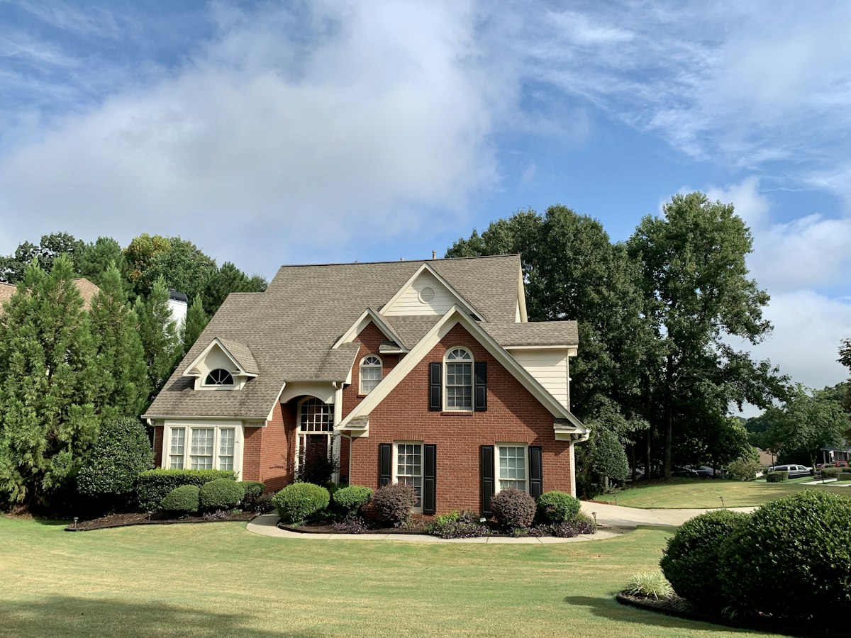 Beautiful residential homes in Cottonwood West neighborhood Murray Utah